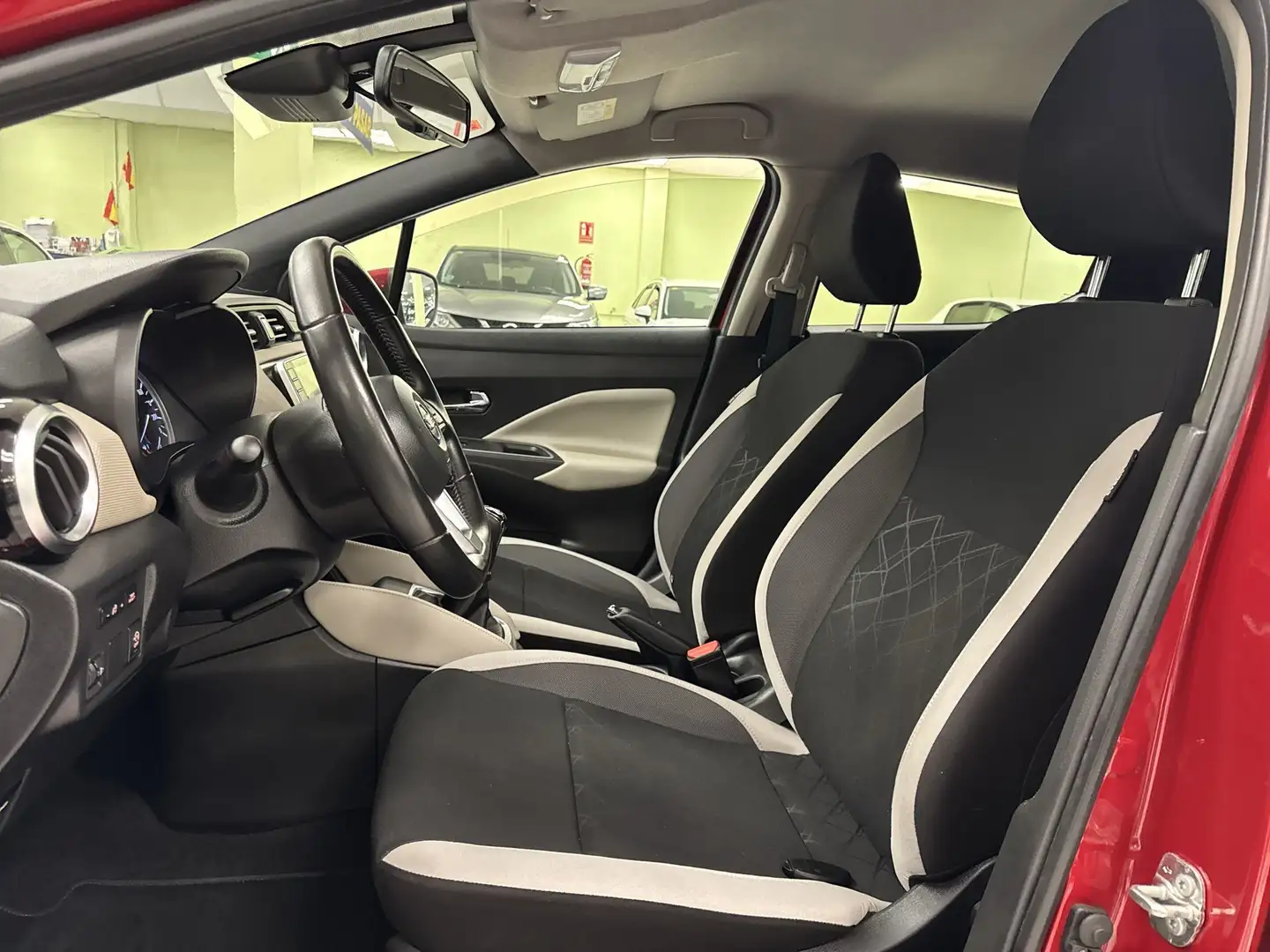 Nissan Micra DIG-T N-Connecta 117 Rouge - 2