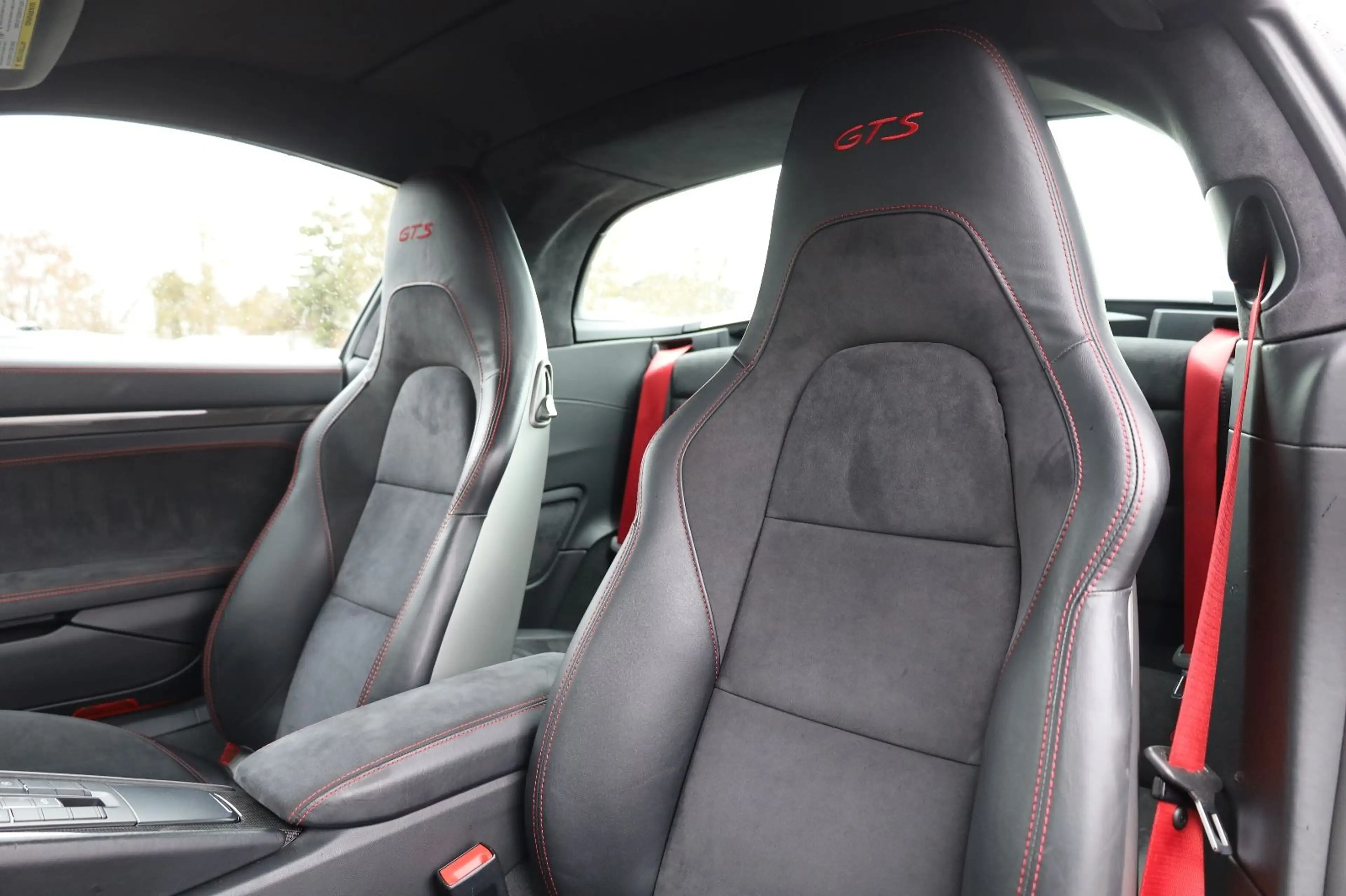 Porsche 991 911 Targa 4S/SHZ/BURMESTER/KAMERA/LED/PDC/R20 — photo 10