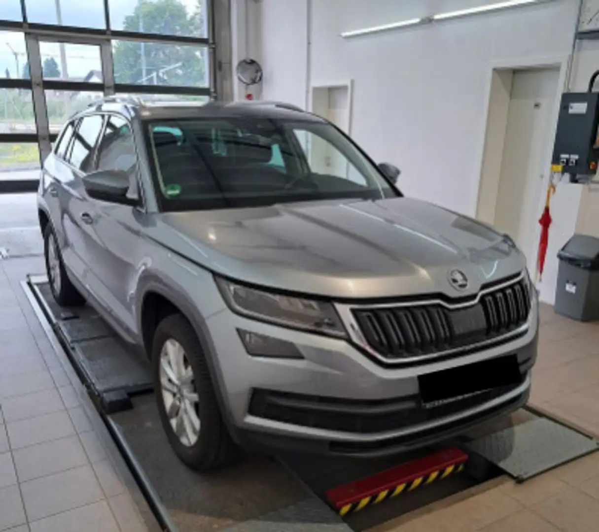 Skoda Kodiaq 2.0 TDI 4X4 STYLE | NAVI | ACC | LED | Grau - 2