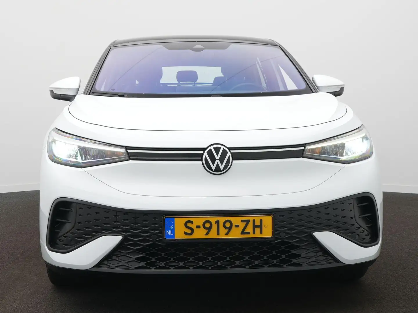 Volkswagen ID.5 Pro Business 77 kWh | Adaptive Cruise | Camera | N Wit - 2