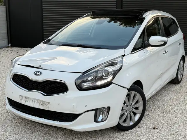 Kia Carens Carens 1.7 CRDi • 7 PLACES • PANO • NAVI