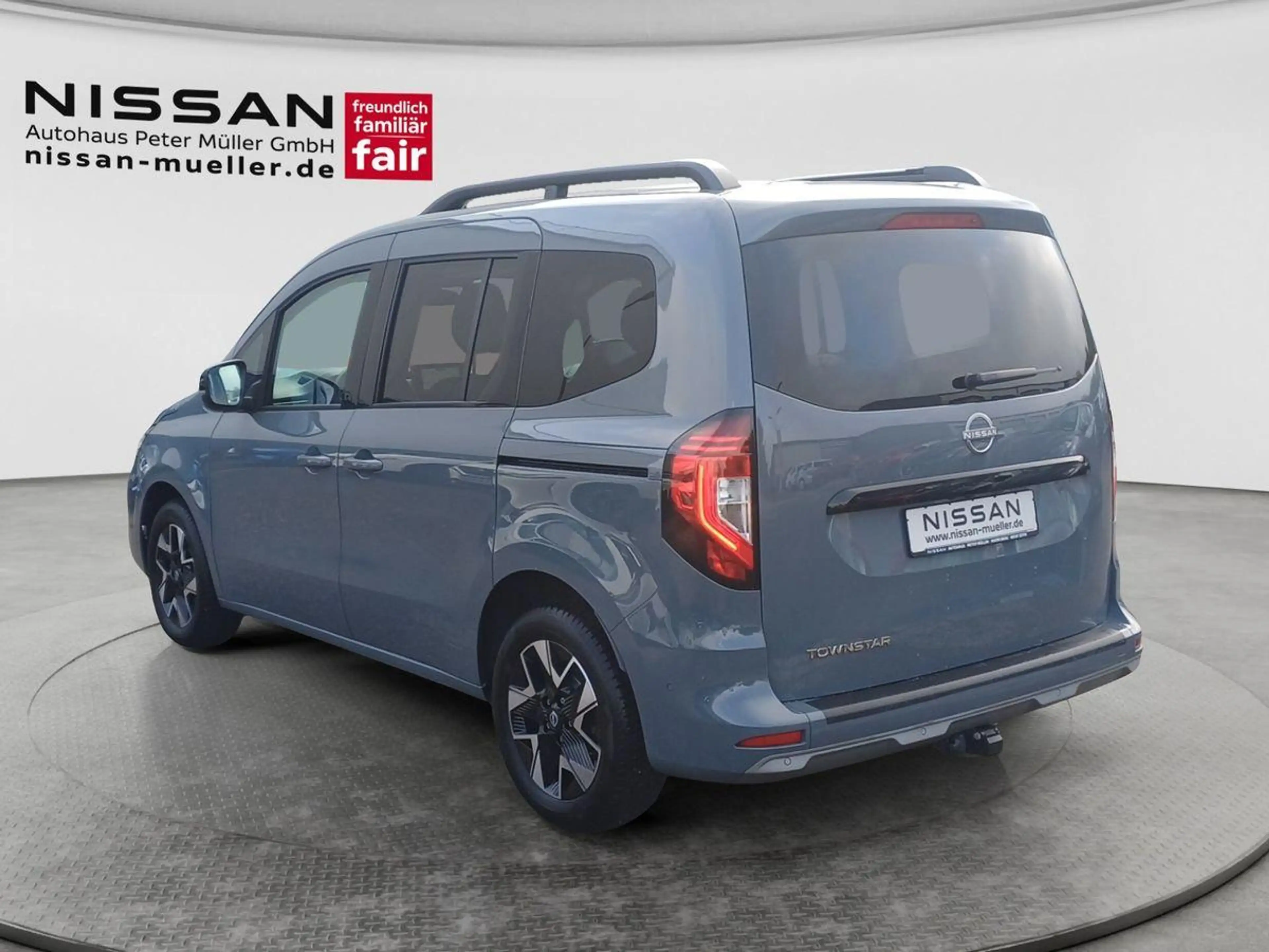 Nissan Townstar Kombi L1 DIG-T 130 6MT Tekna 2ST — photo 3