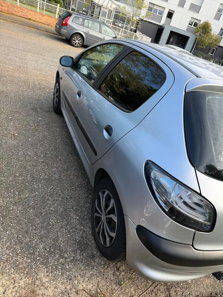 Peugeot 206 1.4i XT Premium, foto 4