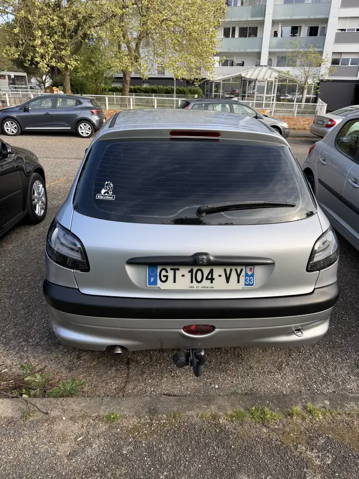 Peugeot 206 1.4i XT Premium, foto 3