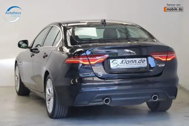 Jaguar Xe view 7