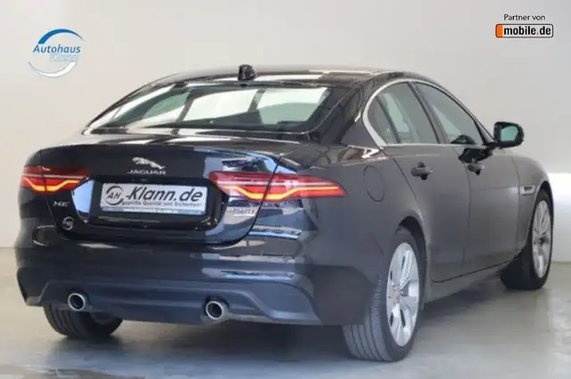 Jaguar Xe view 6