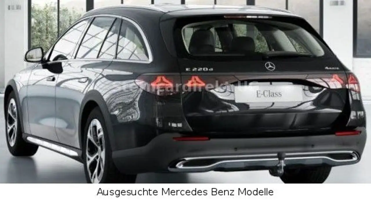 Mercedes-Benz E 220 d 4MATIC T All-Terrain AIRMATIC AHK DISTRO 7