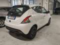 Lancia Ypsilon Ypsilon 1.0 FireFly 5 porte S&S Hybrid Gold Weiß - thumbnail 4
