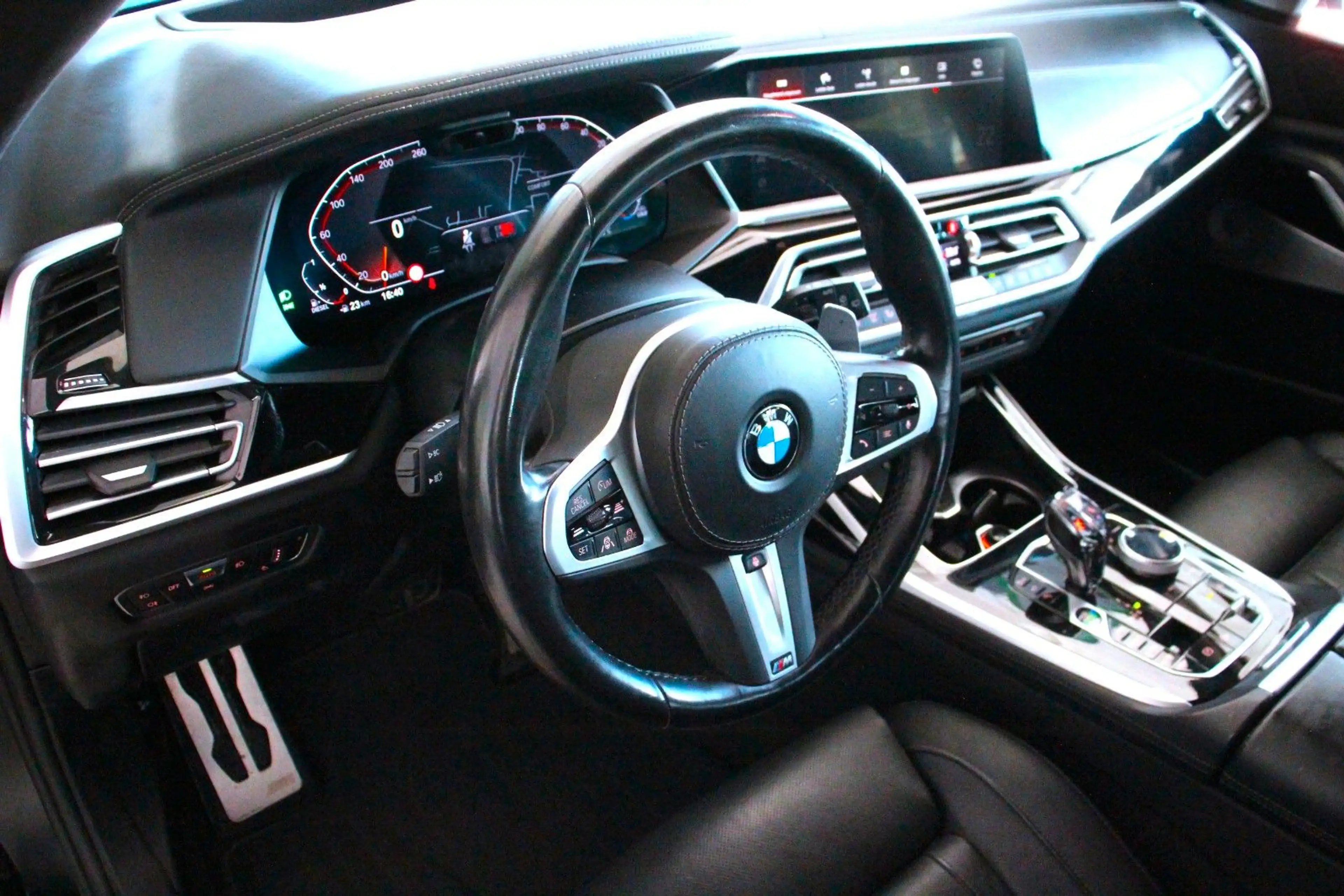 BMW X7 xDrive40d M Sport *Laser*AHK*7Sitze*SoftClose — photo 8