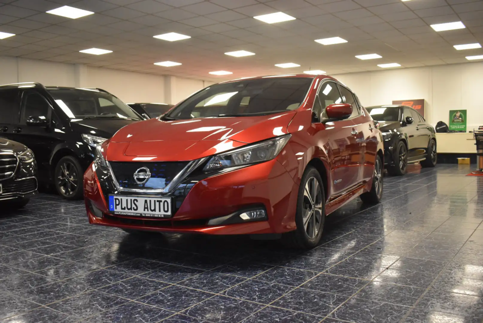 Nissan Leaf 40kWh N-Connecta Navi 360° Kamera 1-Hand Roşu - 1