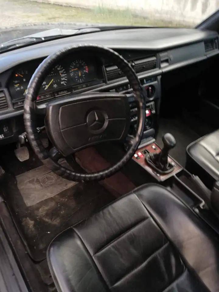Mercedes-Benz 190 2.3 16 E 185cv, foto 9