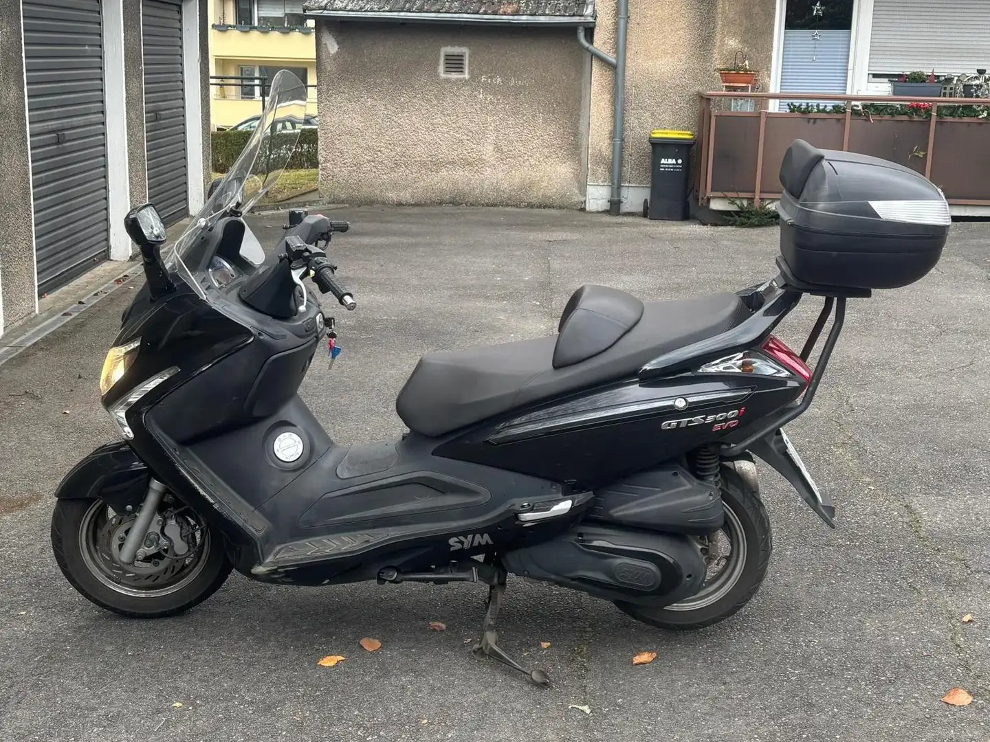 SYM GTS 300 Noir - 1