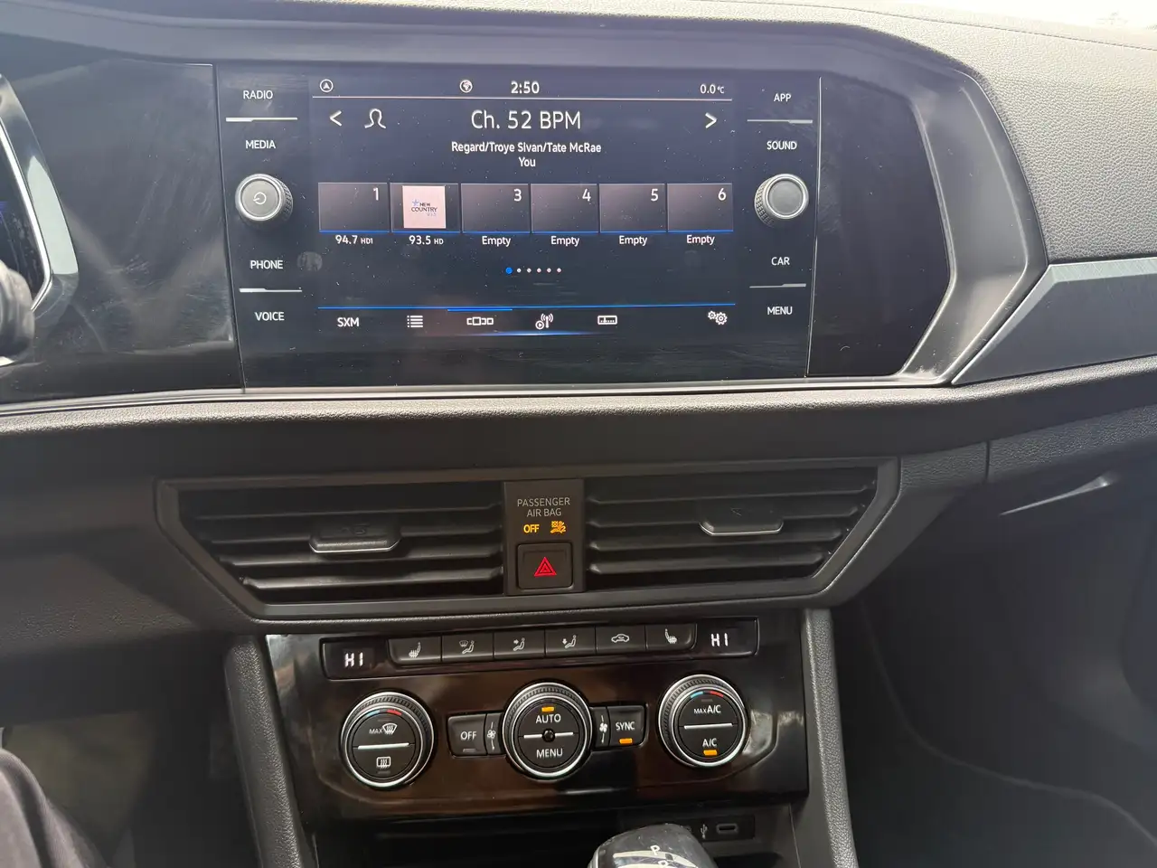 Volkswagen Jetta снимка Volkswagen Jetta