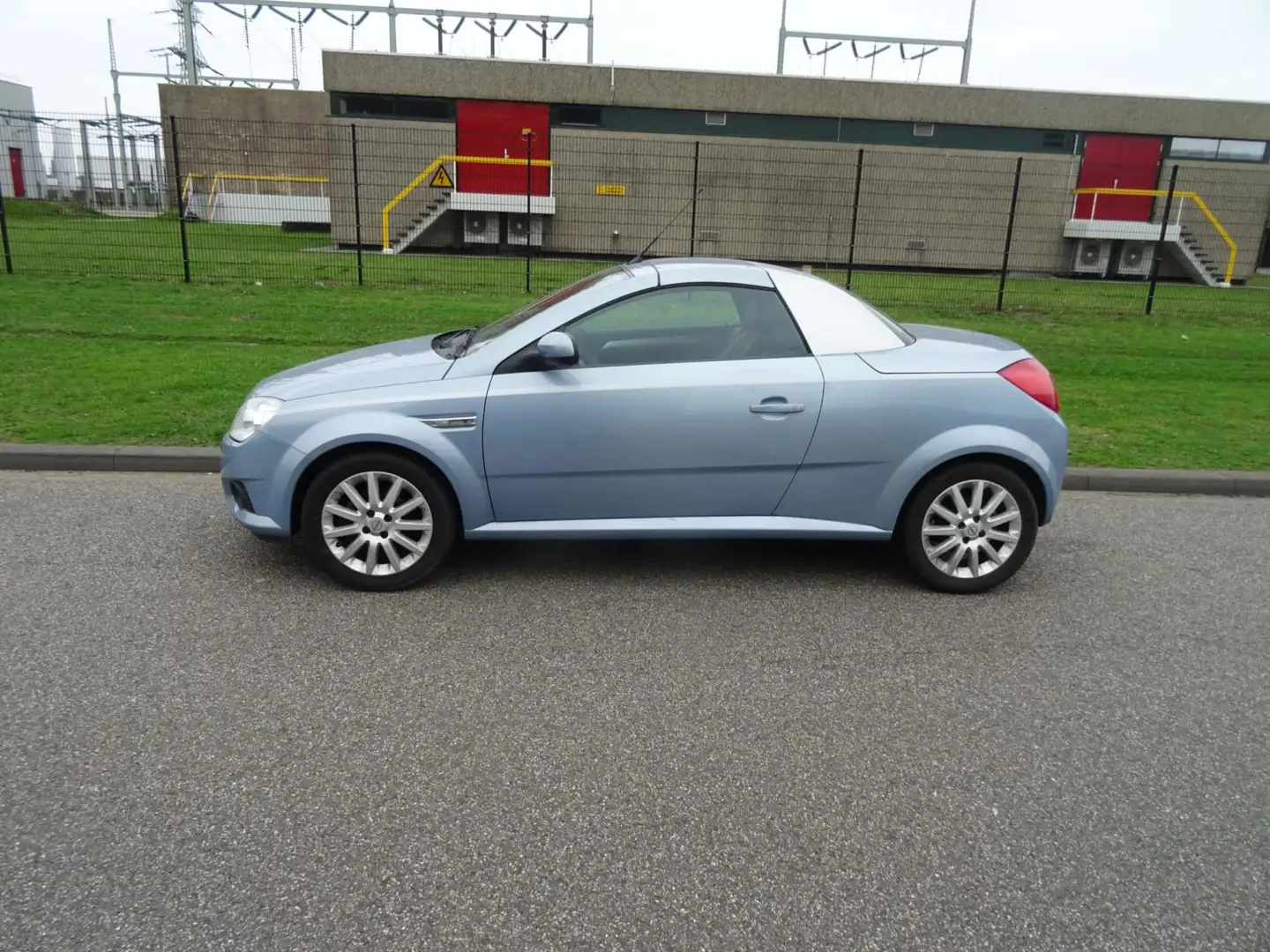 Opel Tigra TwinTop 1.4-16V Cosmo Blauw - 2