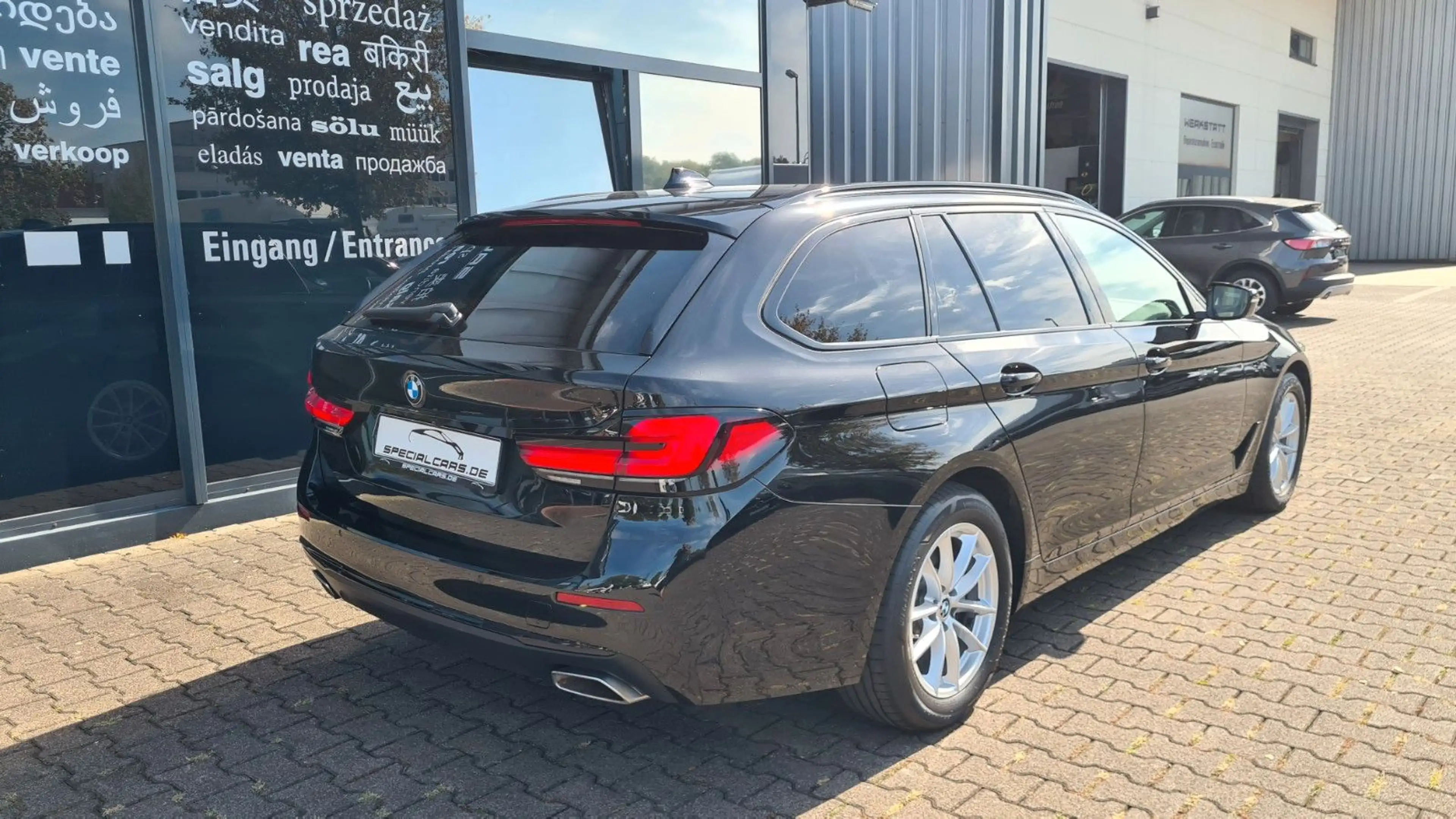 BMW 520 d Touring - SHADOW - ACC - HUD - 8 x ALU — photo 8