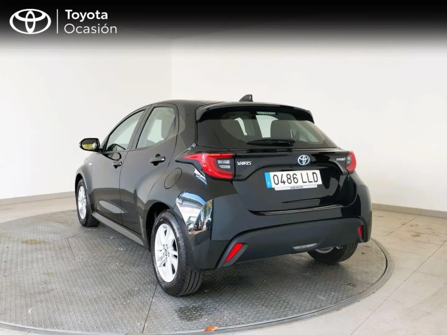 Toyota Yaris 1.5 VVT-I HYBRID ACTIVE TECH 116 5PT Negro - 2