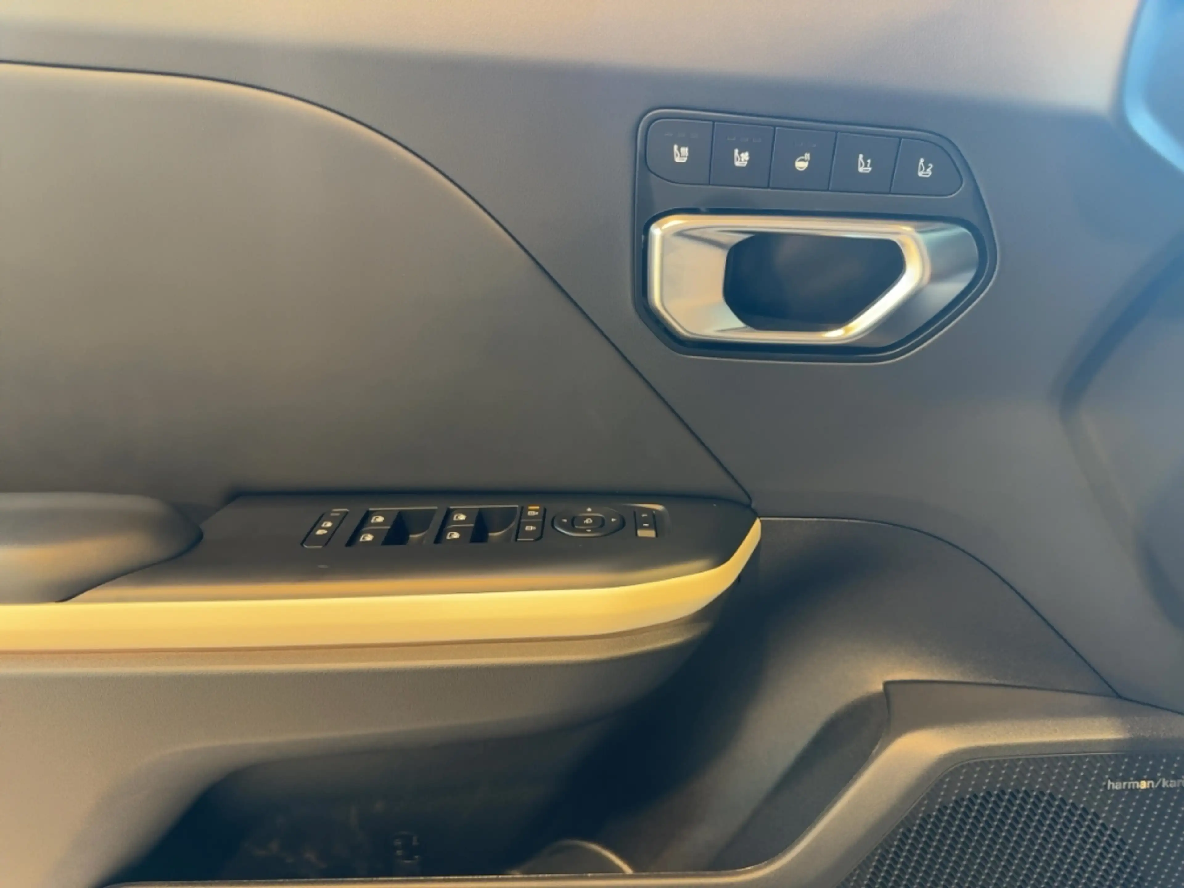 Kia K4 1.6 T-GDI 150PS Glasdach/Harman&Kardon/HuD/360° — photo 11