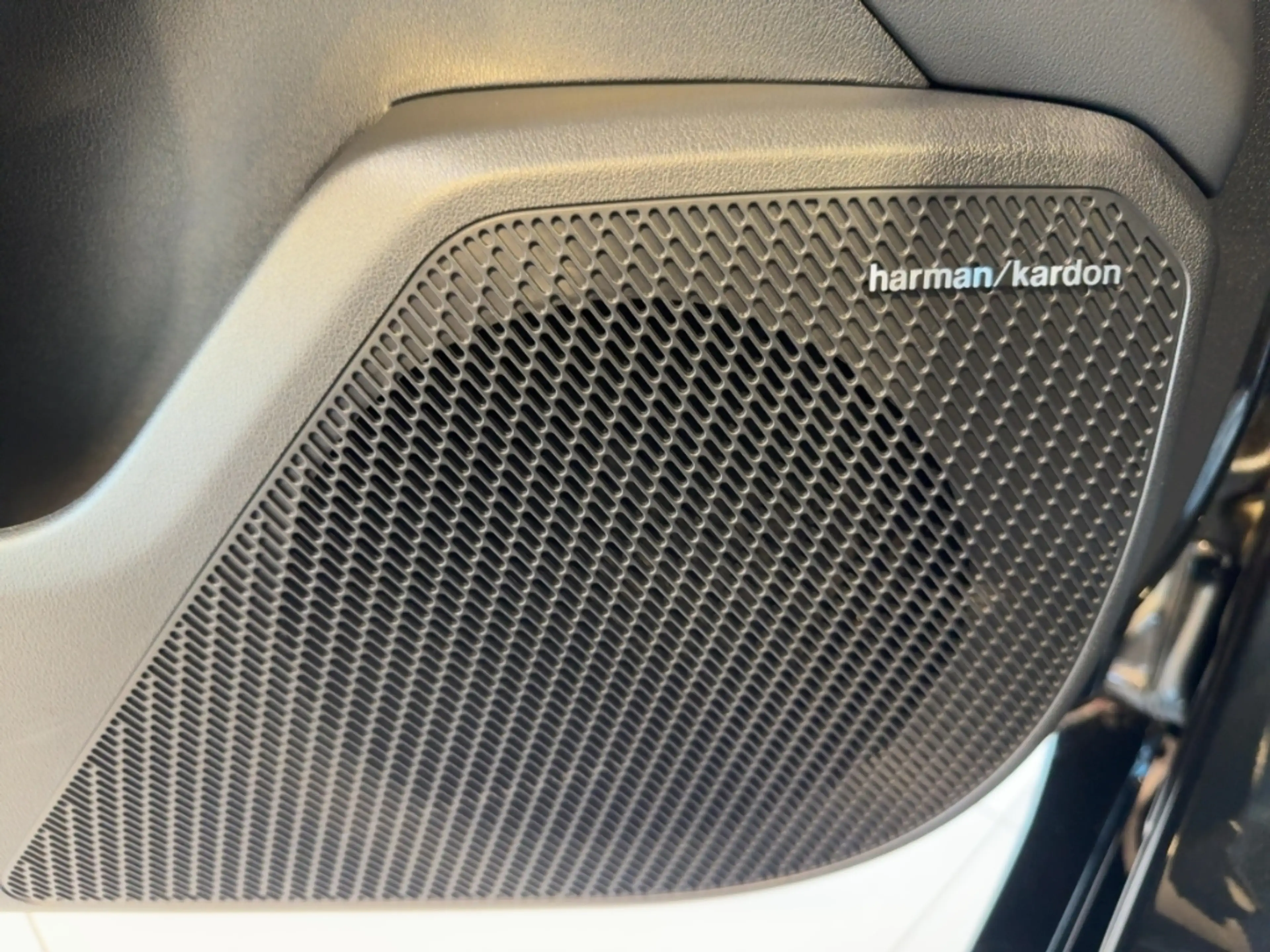 Kia K4 1.6 T-GDI 150PS Glasdach/Harman&Kardon/HuD/360° — photo 12