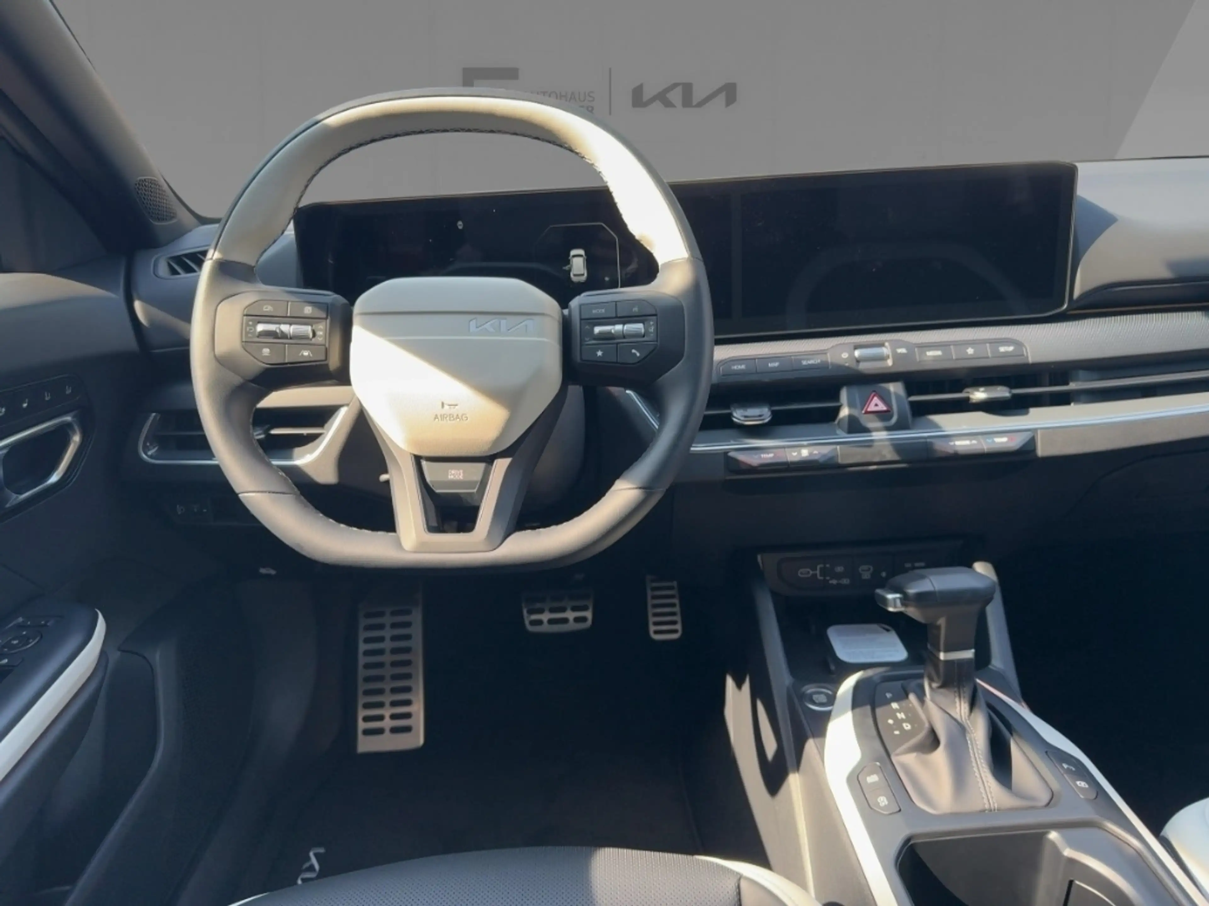 Kia K4 1.6 T-GDI 150PS Glasdach/Harman&Kardon/HuD/360° — photo 8