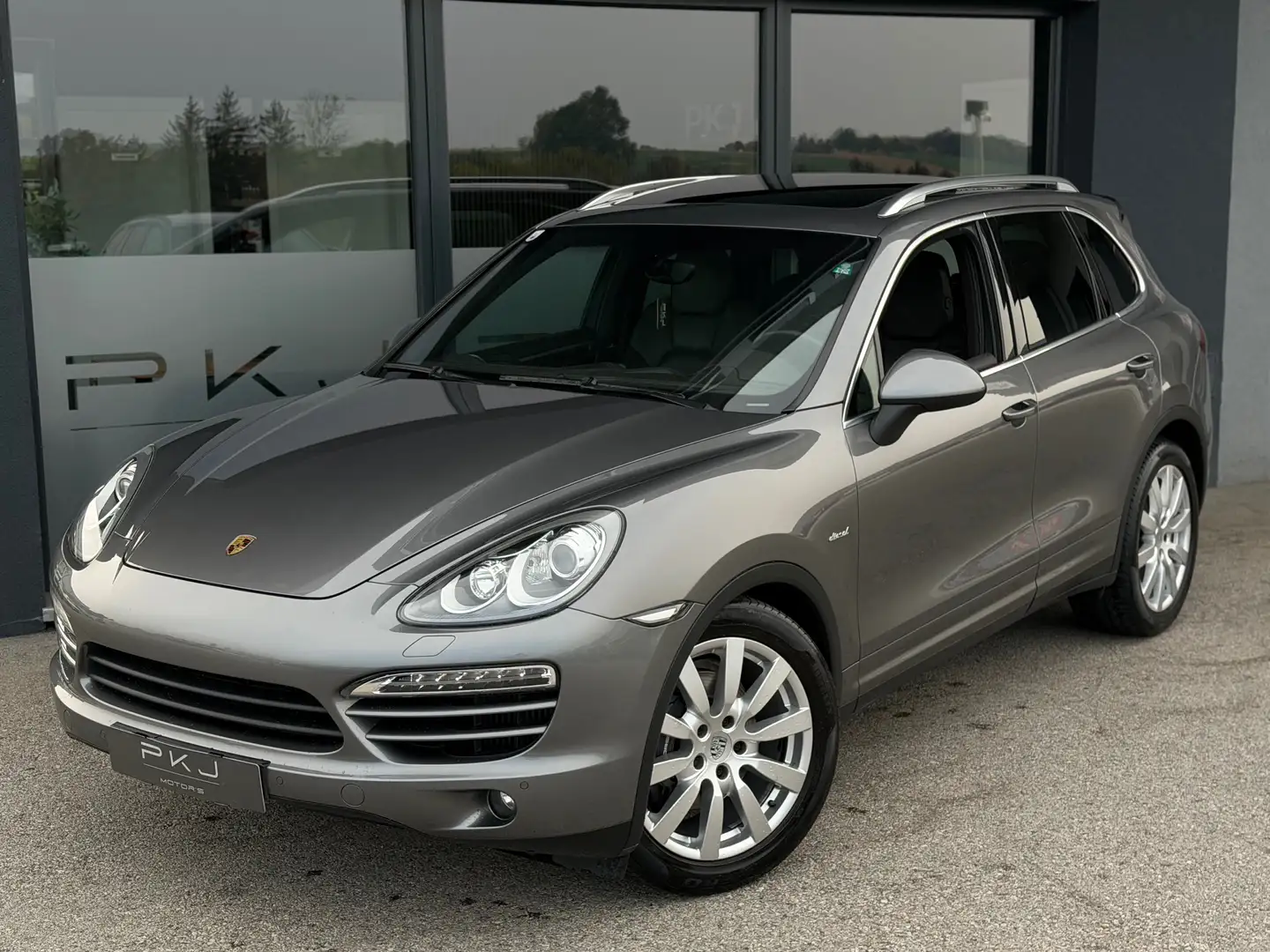 Porsche Cayenne Cayenne II 3,0 Diesel Aut. //MEGA ANGEBOT// PANO/LEDER/MEMORY/RÜCKFAHRKAMERA Grau - 1