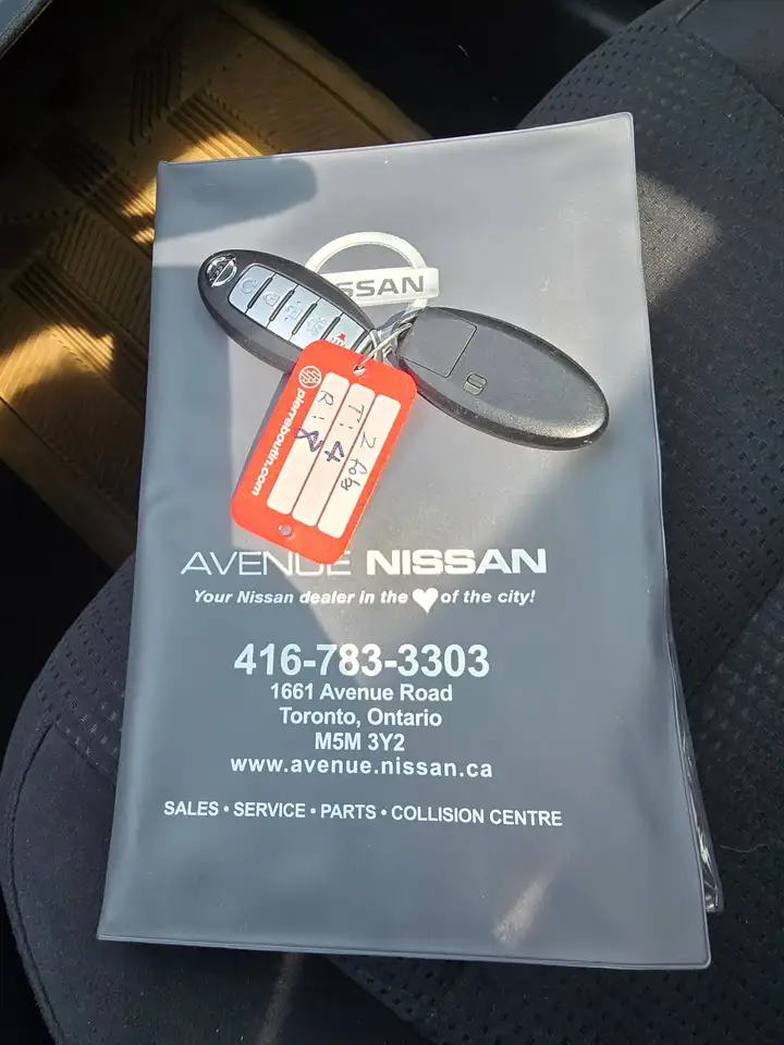 Nissan Altima снимка Nissan Altima