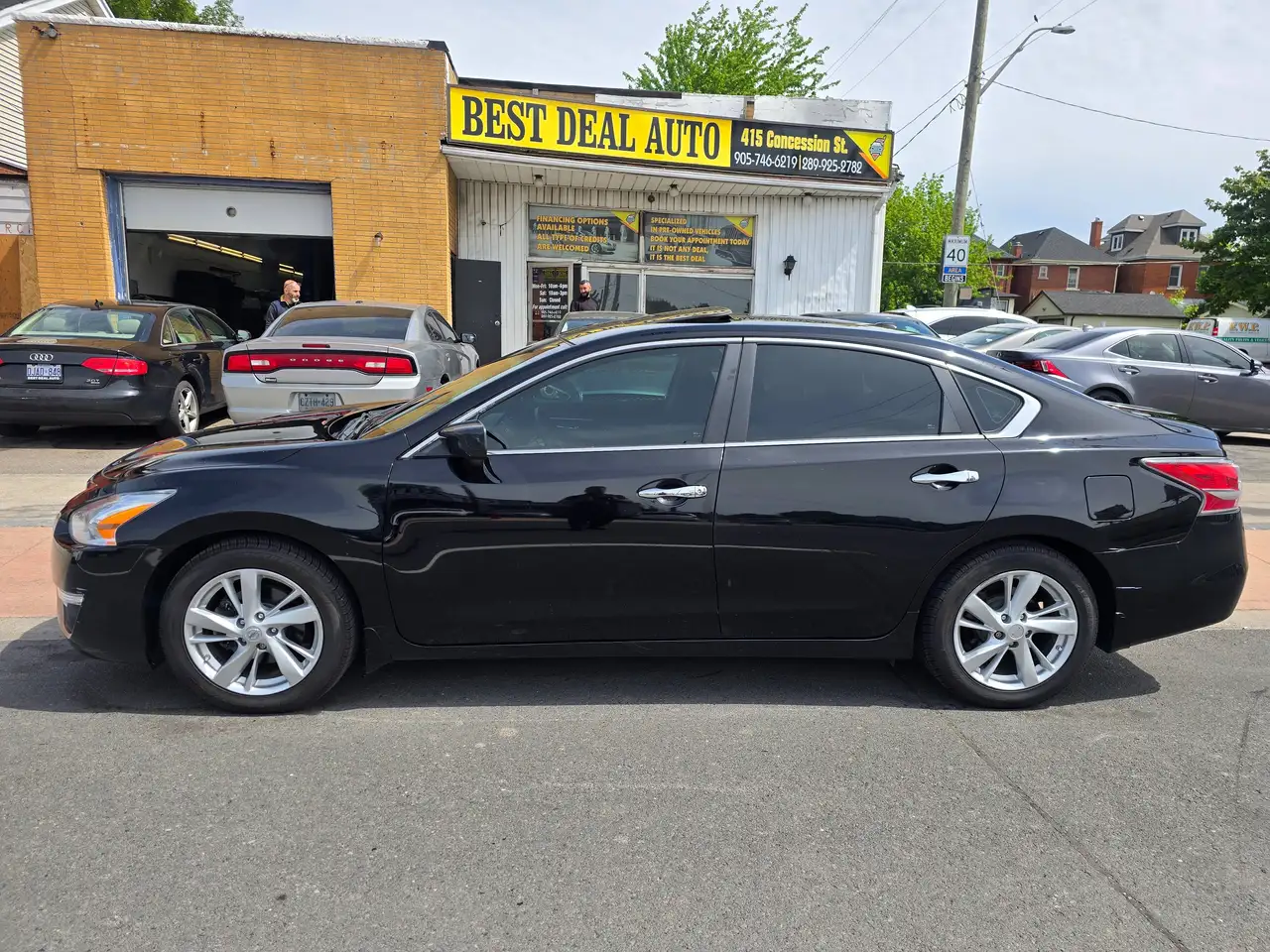 Nissan Altima снимка Nissan Altima