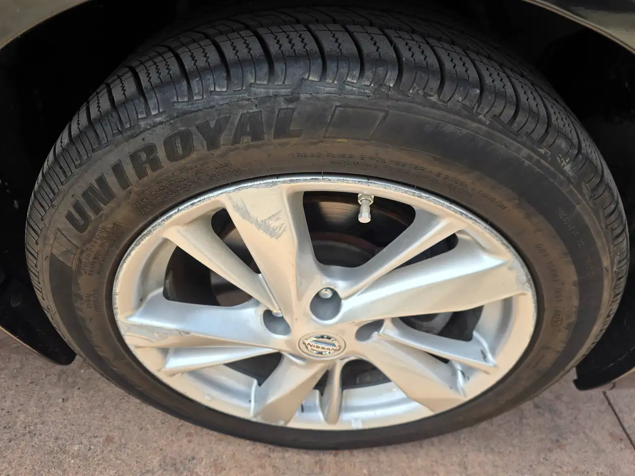 Nissan Altima снимка Nissan Altima