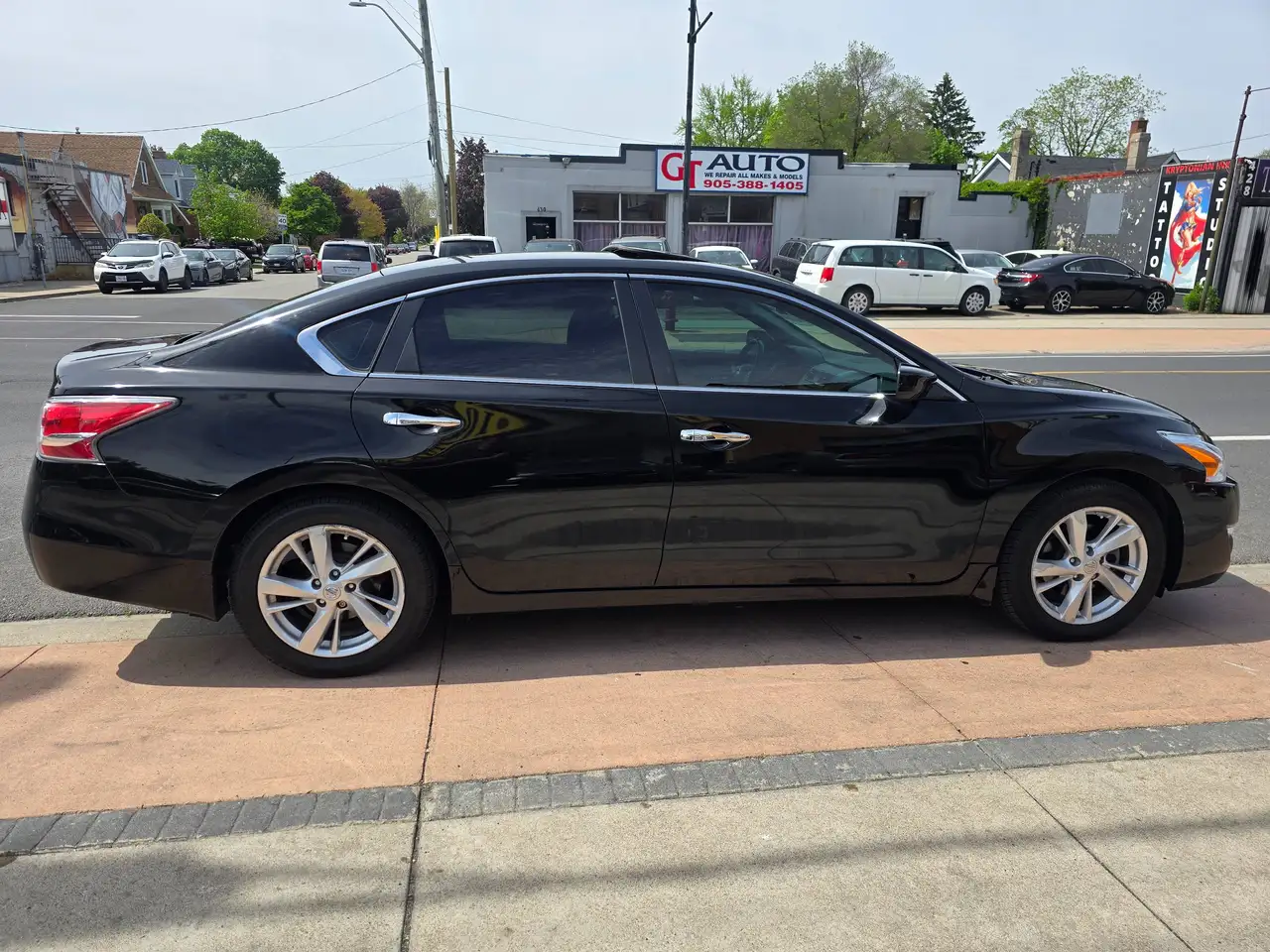 Nissan Altima снимка Nissan Altima