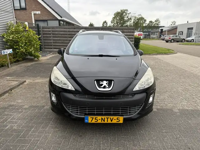 Peugeot 308 view 13