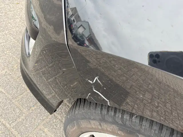 Peugeot 308 view 8