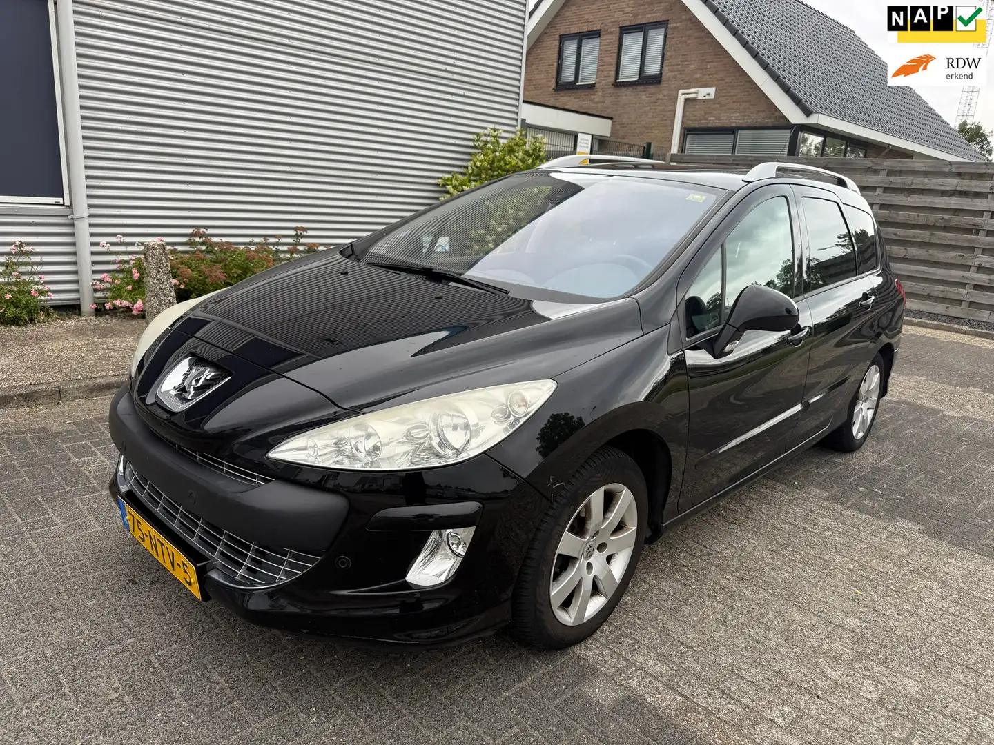 Peugeot 308 SW 1.6 VTi Sublime Bj:2010 NAP! Zwart - 1