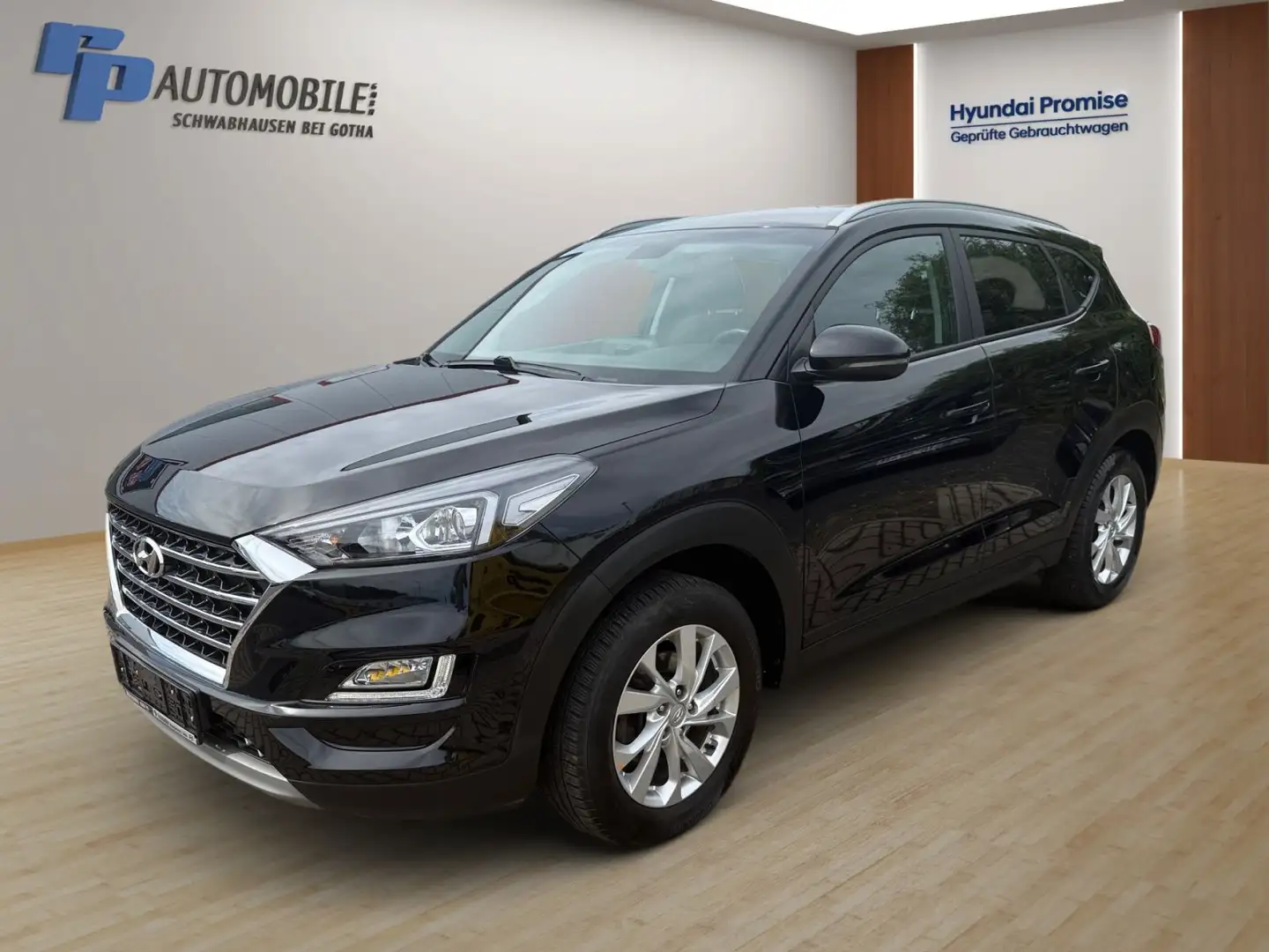 Hyundai TUCSON 1.6 CRDi DPF Select-Paket 2WD Noir - 1