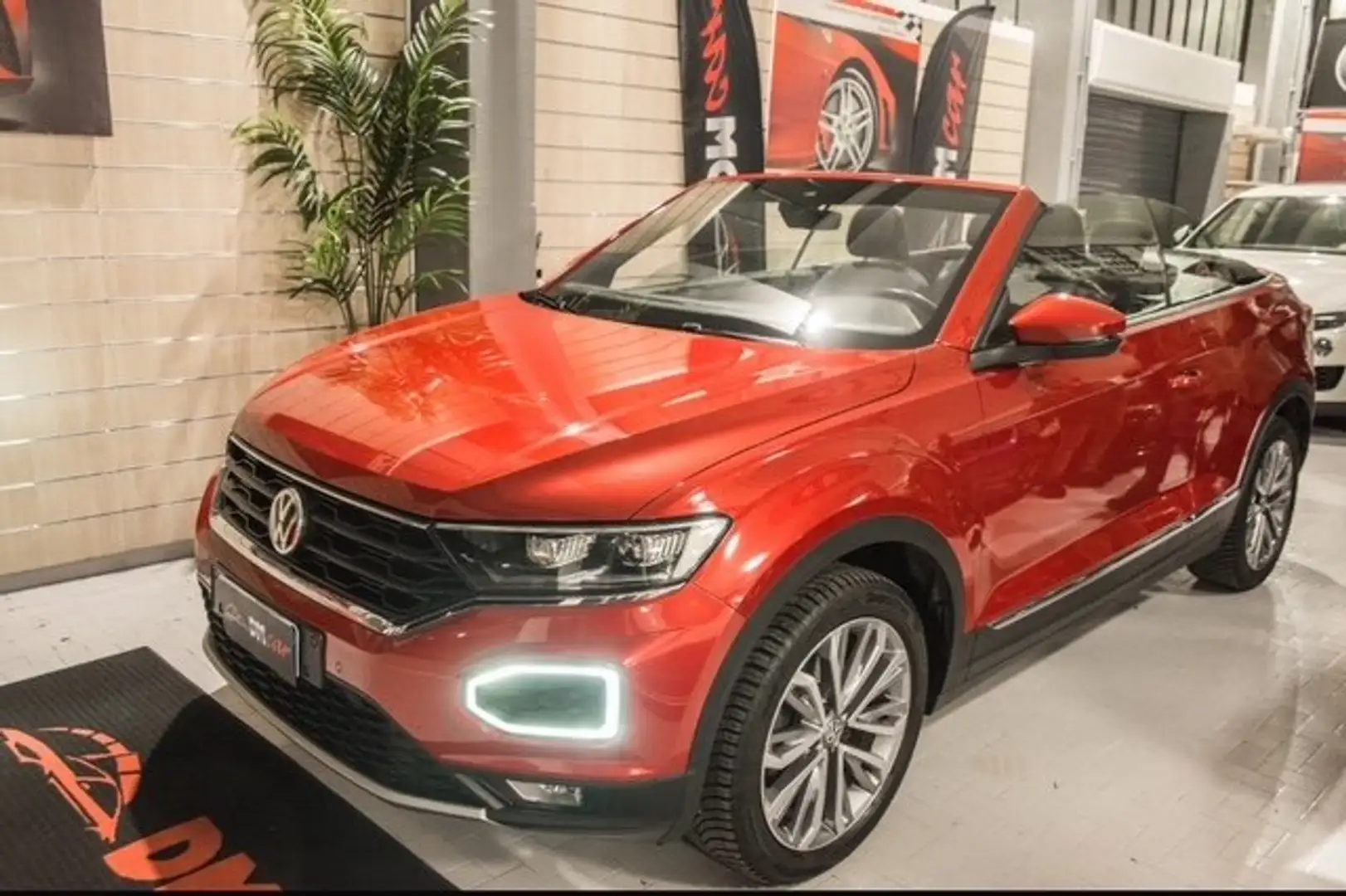 Volkswagen T-Roc 1.5 TSI CABRIOLET STYLE DSG NAVI Rosso - 1