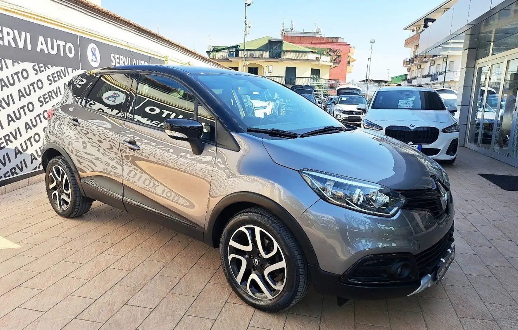 Renault Captur dCi 8V 90 CV S&S Energy Intens Grijs - 1