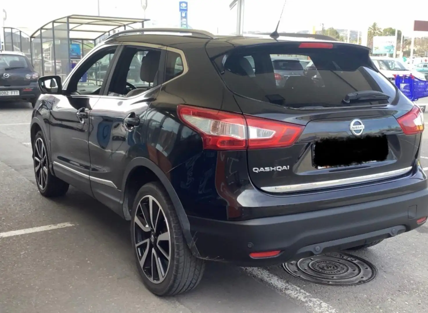 Nissan Qashqai 1.6dCi Premier Limited Ed. 4x4 Schwarz - 2