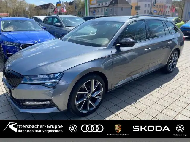 Skoda Superb Combi 2.0 TDI Sportline DSG AHK 19"LM