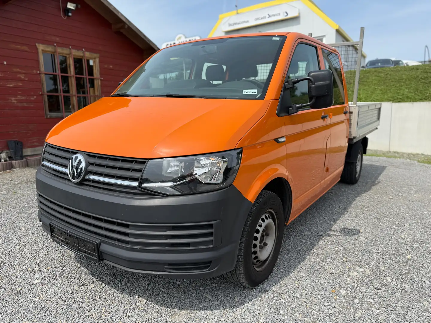 Volkswagen T6 Transporter 2.0 TDI DoKa *Klima*AHK*TÜV neu Orange - 2
