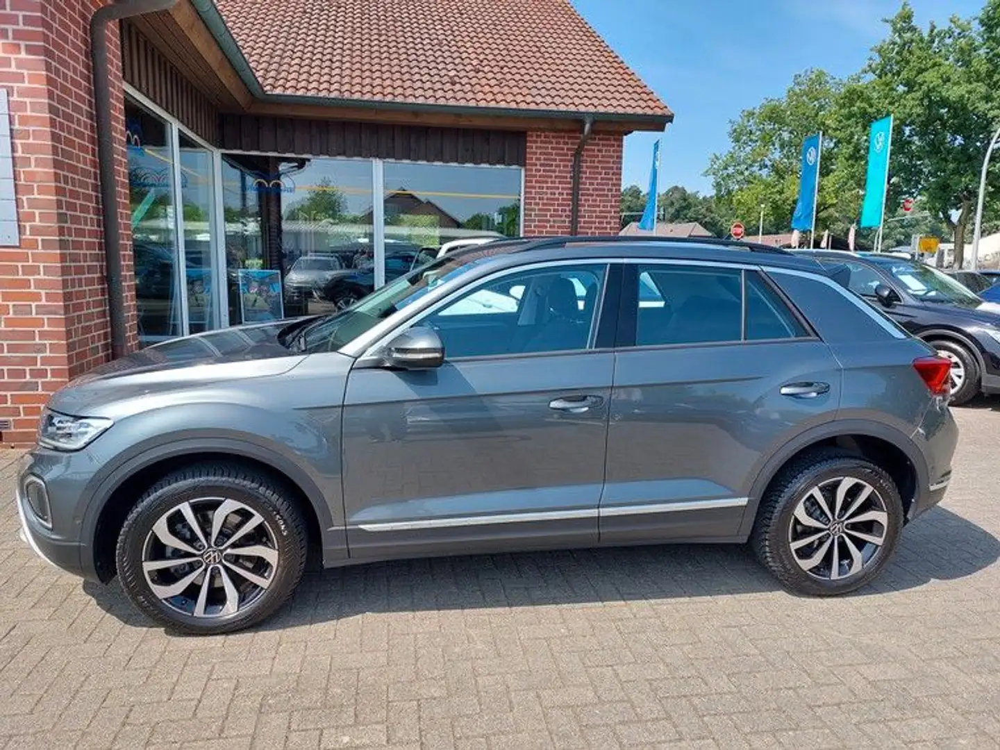 Volkswagen T-Roc 2,0TDI Style *DSG*LED*Standhzg*Navi*Kamera Grau - 2