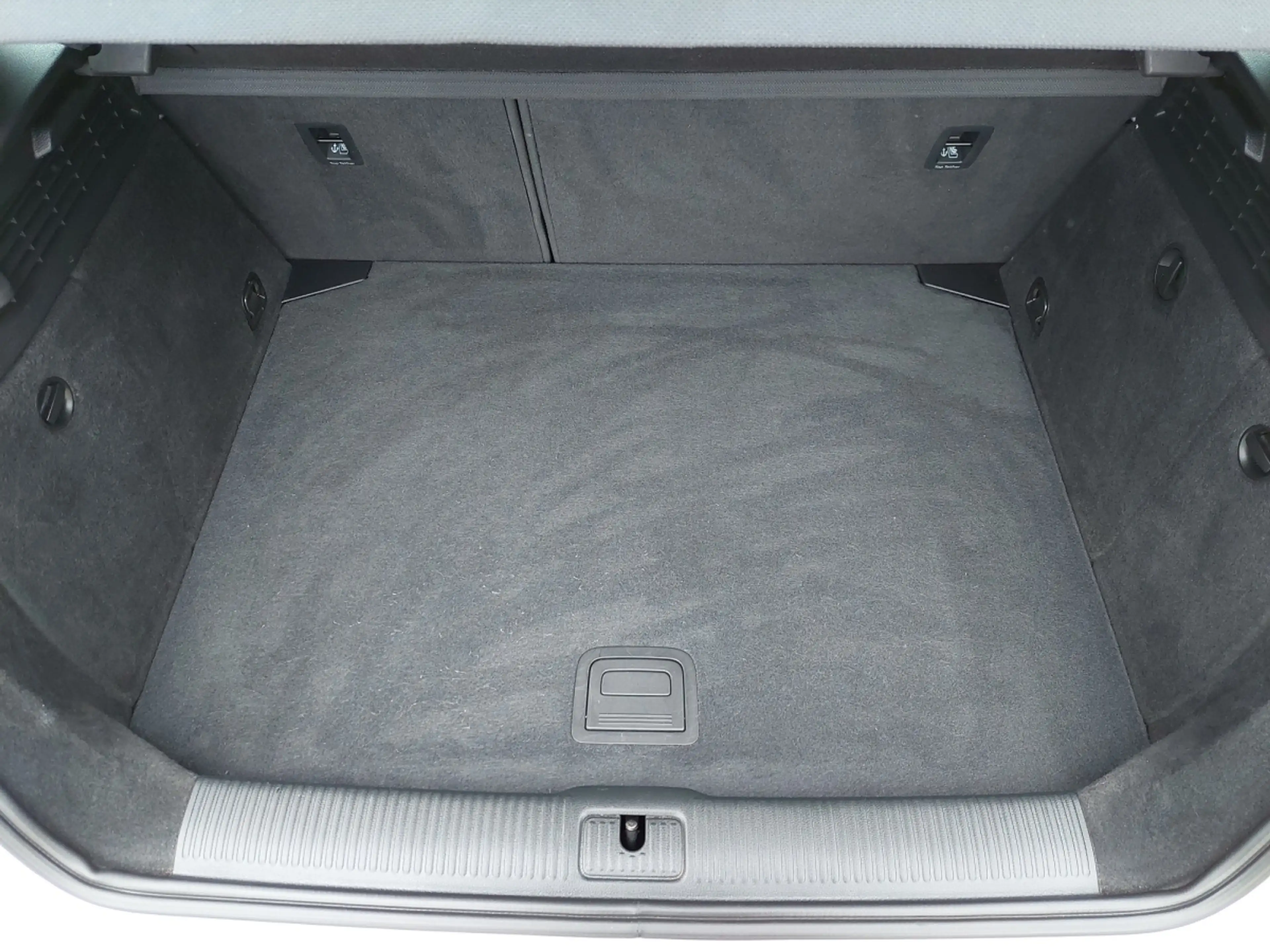 Audi A3 SB 30 TFSI S-tronic — photo 11