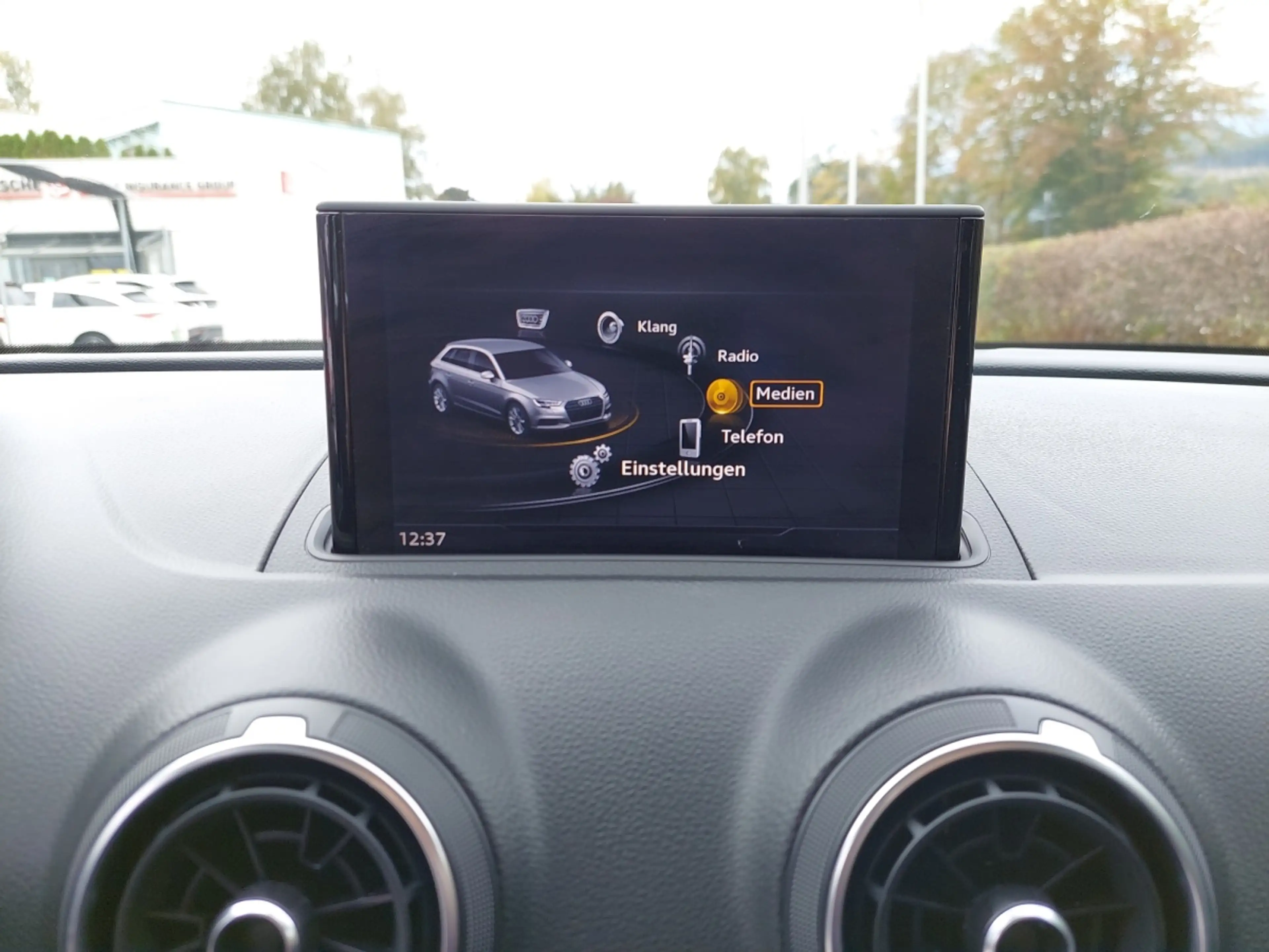 Audi A3 SB 30 TFSI S-tronic — photo 9