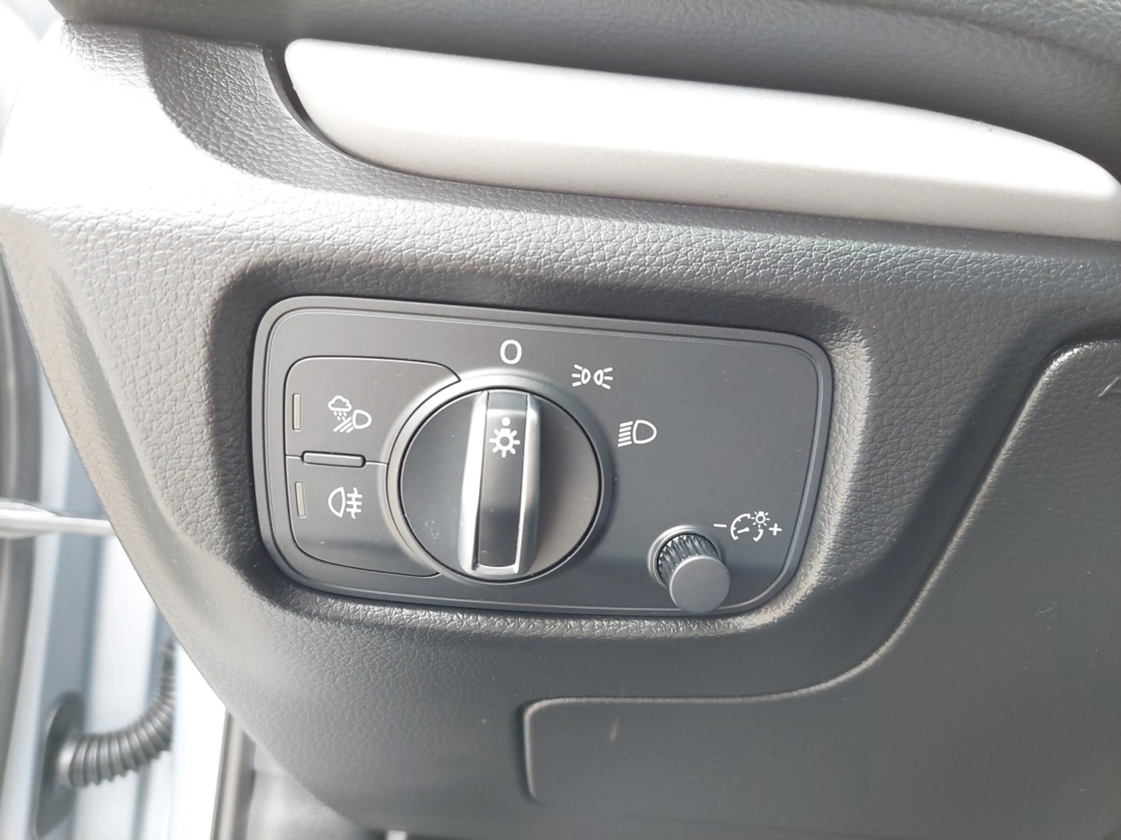 Audi A3 SB 30 TFSI S-tronic — photo 15