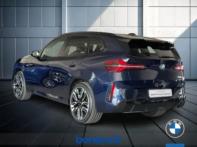 BMW X3 view 8