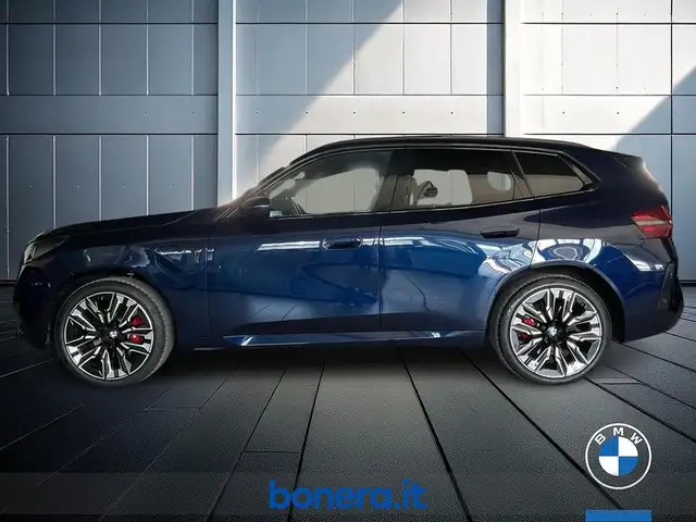 BMW X3 view 9