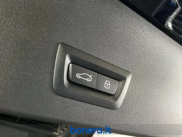 BMW X3 view 14