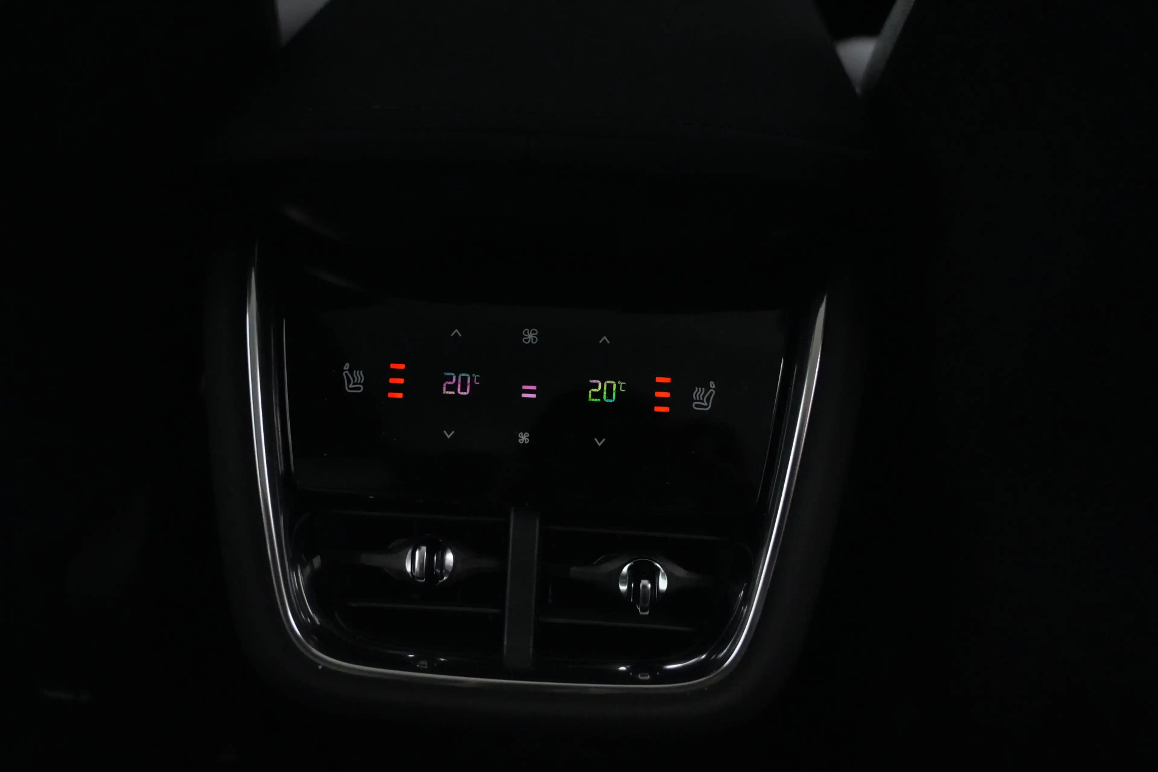 Volvo EX90 Twin Motor Ultra 7p. 111 kWh 408pk Panoramadak/Pil — photo 30