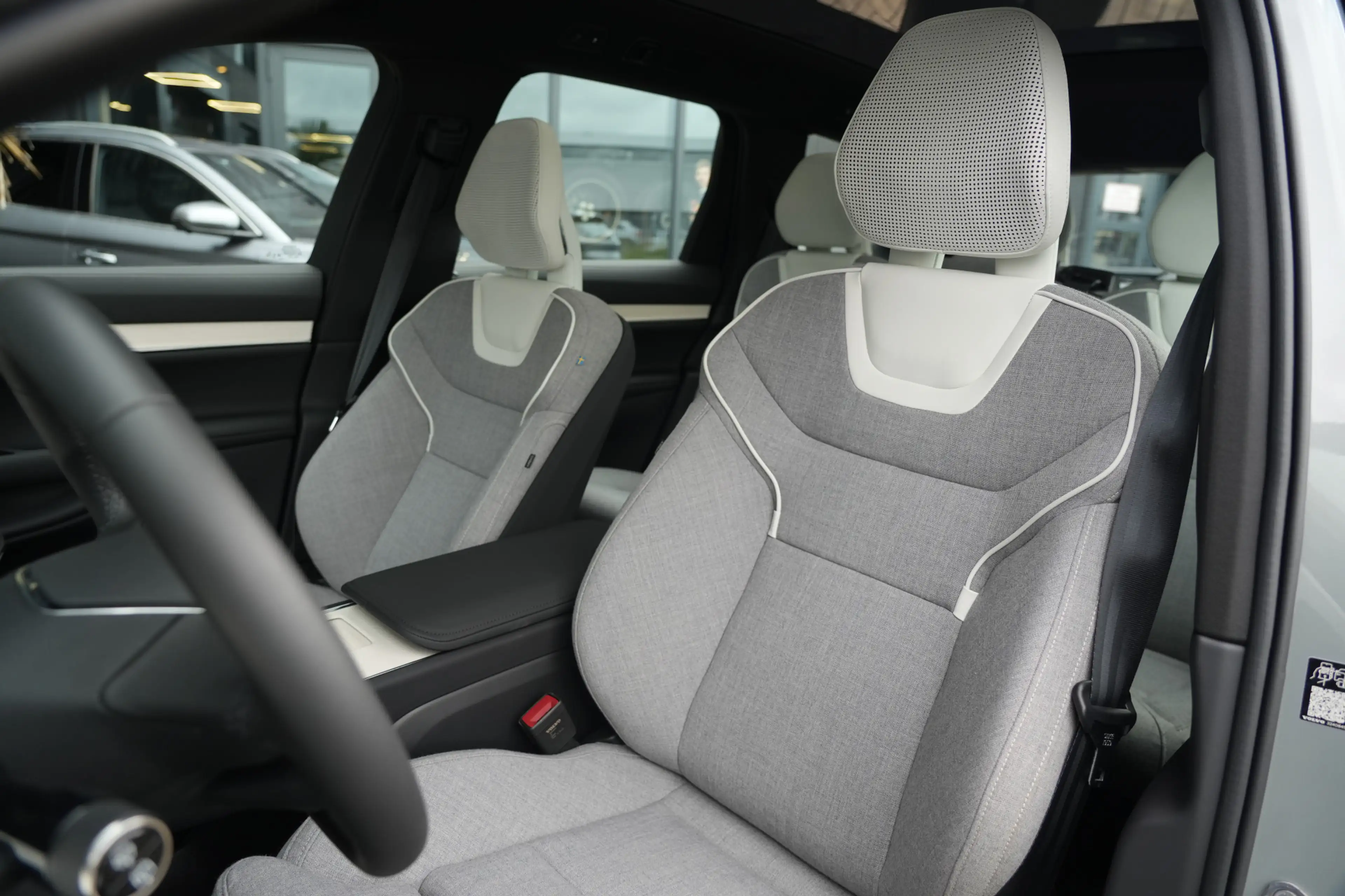 Volvo EX90 Twin Motor Ultra 7p. 111 kWh 408pk Panoramadak/Pil — photo 4