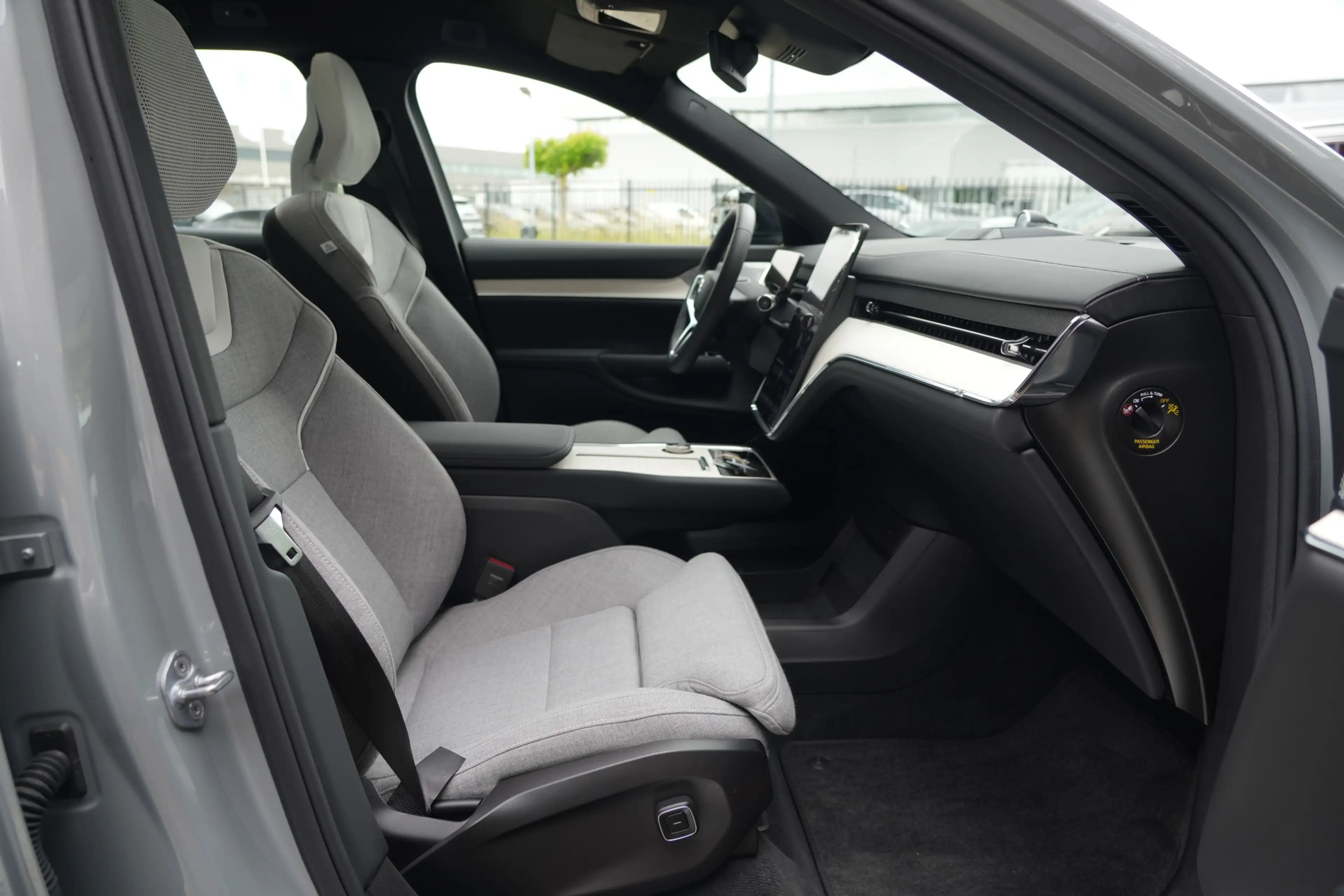 Volvo EX90 Twin Motor Ultra 7p. 111 kWh 408pk Panoramadak/Pil — photo 9