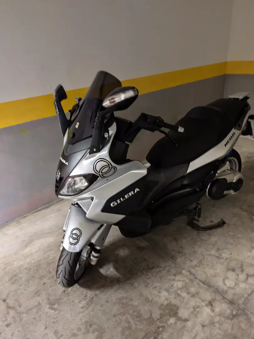Gilera Nexus 500 casa madre originale Plateado - 1