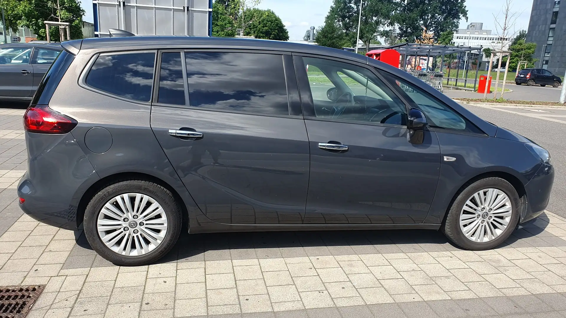 Opel Zafira Tourer Edition - 1