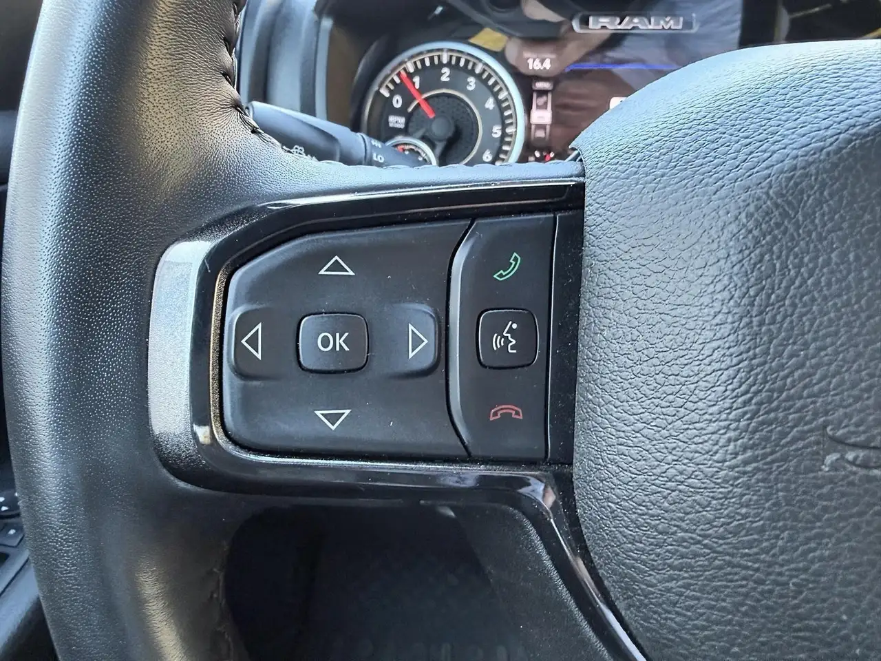 RAM 1500 снимка RAM 1500